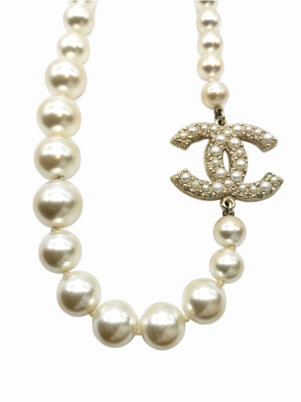 CHANEL F16V Coco 100th Anniversary Pearl Crystal CC Necklace 100% Authentic